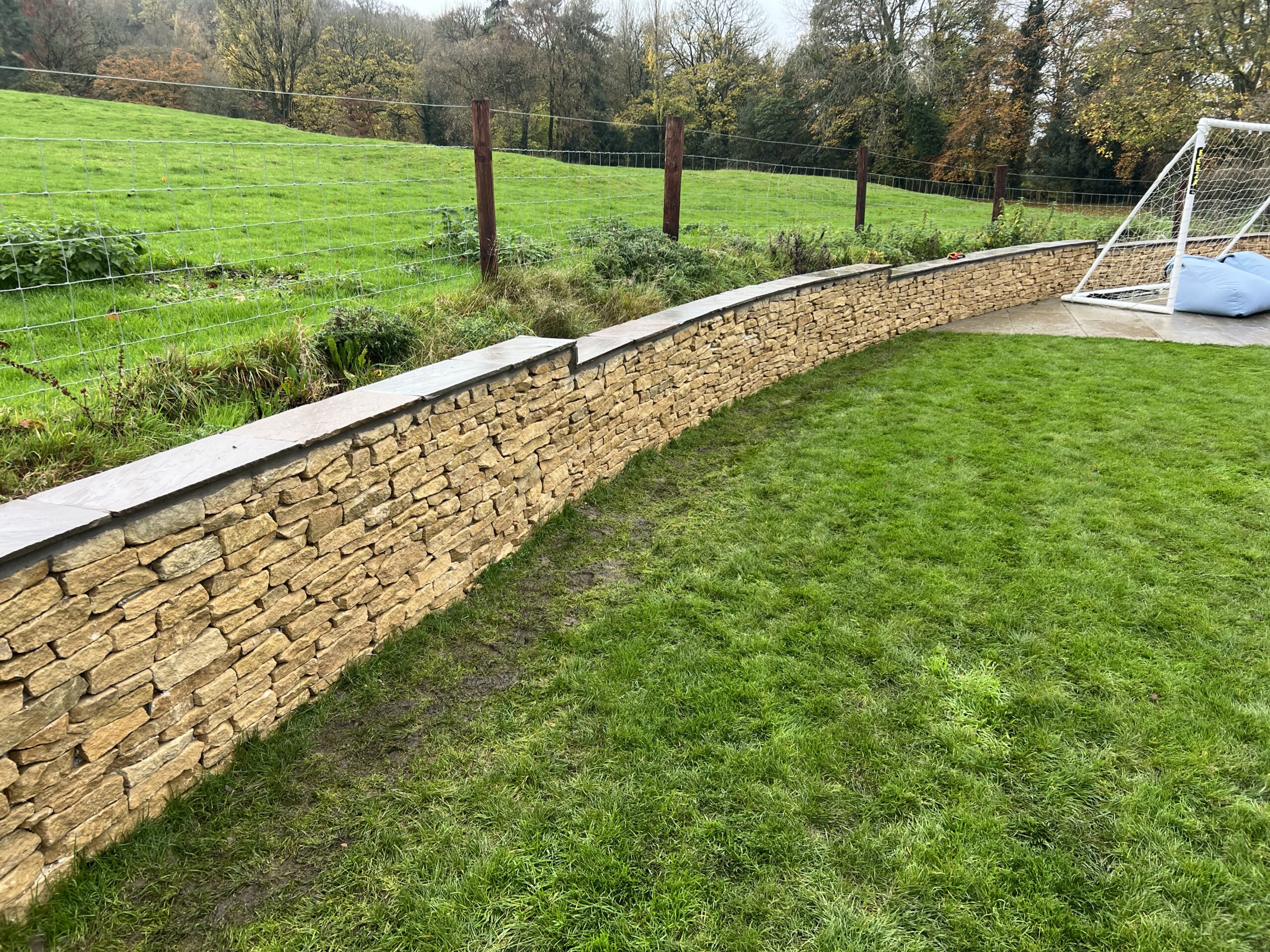 CB0B4F41-4AB2-489B-B7BF-2AE34D264BCA